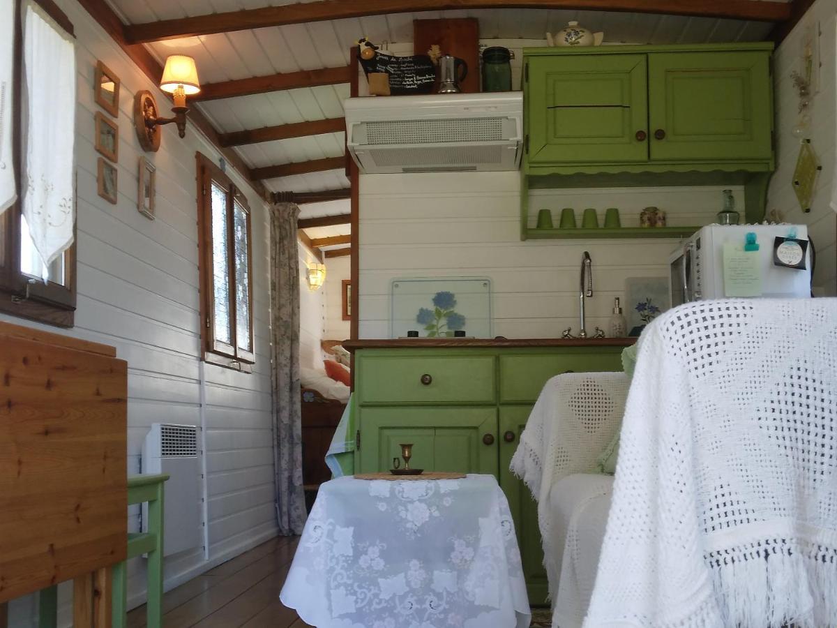 Roulotte Fleur Des Champs Villa Sigalens Eksteriør bilde